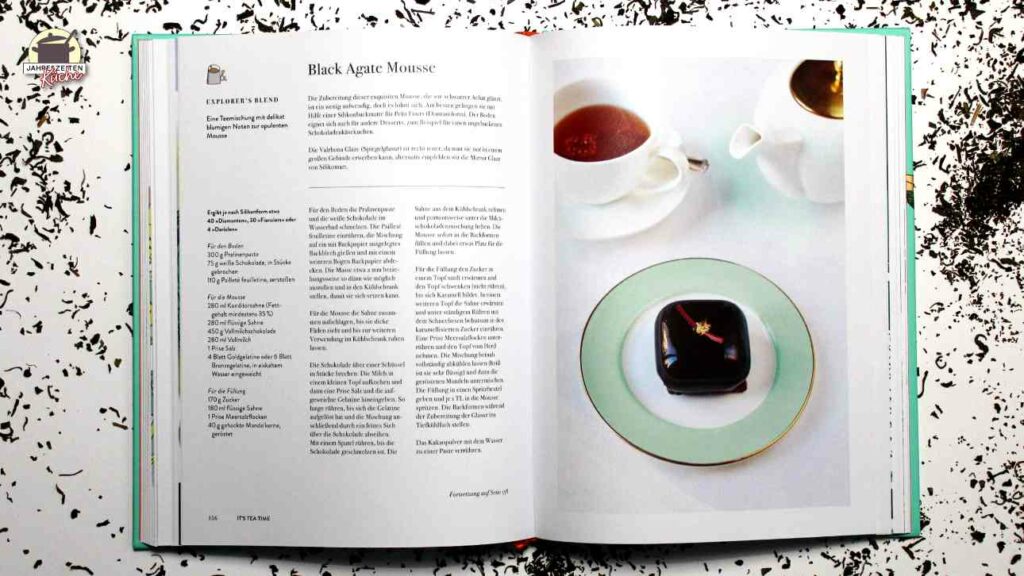 Seite 156 + 157 aus Fortnum & Mason - It's Tea Time mit einem Rezept für Black Agate Mousse